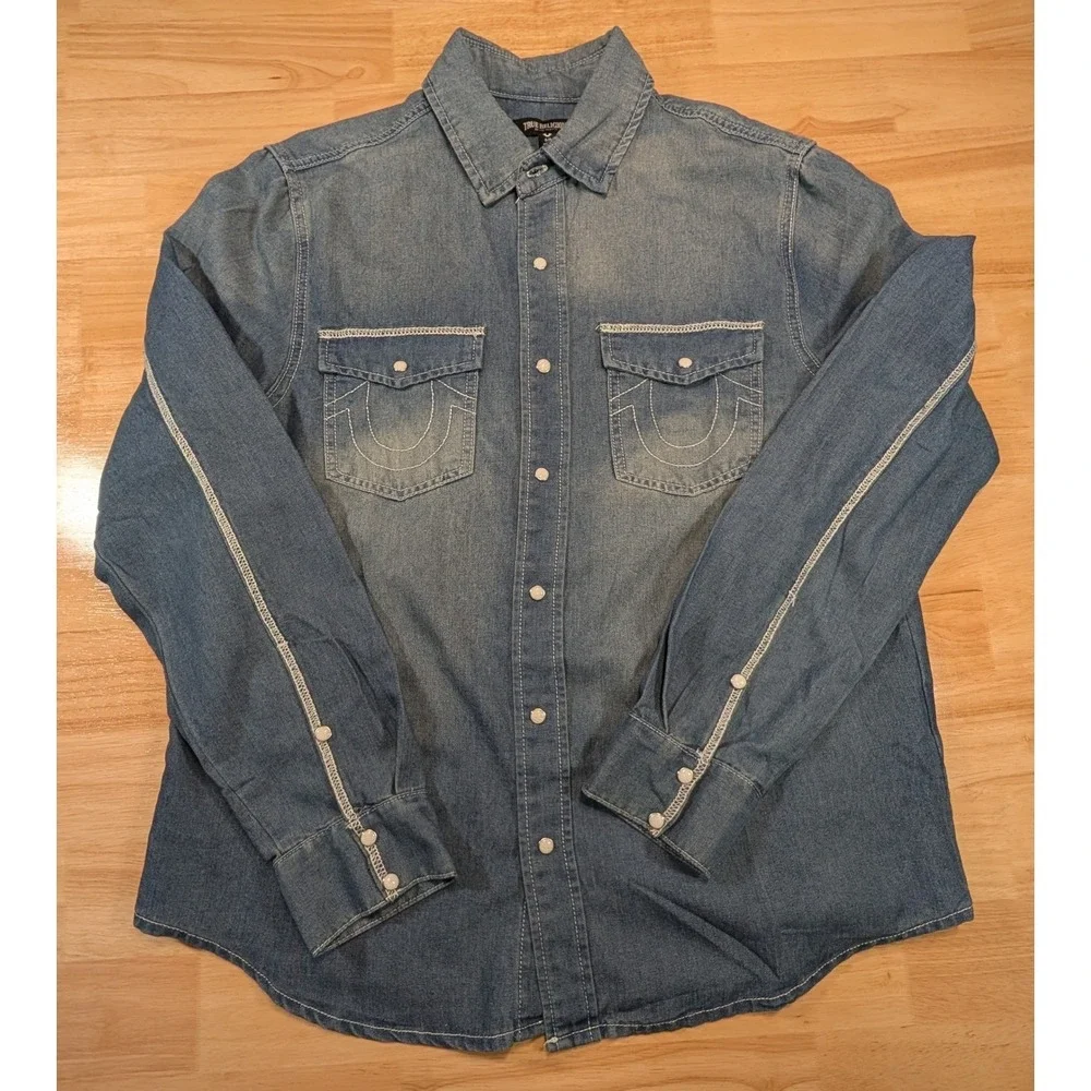 True Religion Mens Buddha Graphic Chambray Denim Shirt Med Wash Blue Small NEW